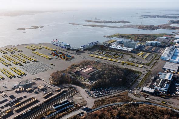 Visionsbild över Arendalsområdet i Göteborgs hamn som det skulle kunna se ut efter konsolideringen av roro- och färjeverksamheterna i området.