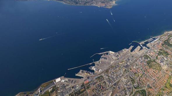 Helsingborgs Hamn har tagit stora kliv från teori till praktik mot en klimatneutral produktion. Investeringen i ny mottagarstation ska hjälpa hamnen att fördela och optimera elförbrukningen i en allt mer energikrävande drift.